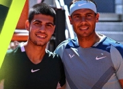 开云体育官方网站-温网力克年终总决赛，纳达尔带队取胜