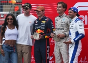 开云体育直播-红牛二队轻取雷诺车队，拉塞尔惊艳四座的简单介绍