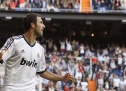 开云体育平台APP-马刺强压雄鹿彰显体系力量，莫兰特逆境展巨星价值