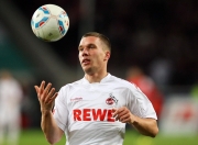 开云体育直播-红黑军团战术制胜，法比尼奥引领AC米兰轻取塞内加尔联队