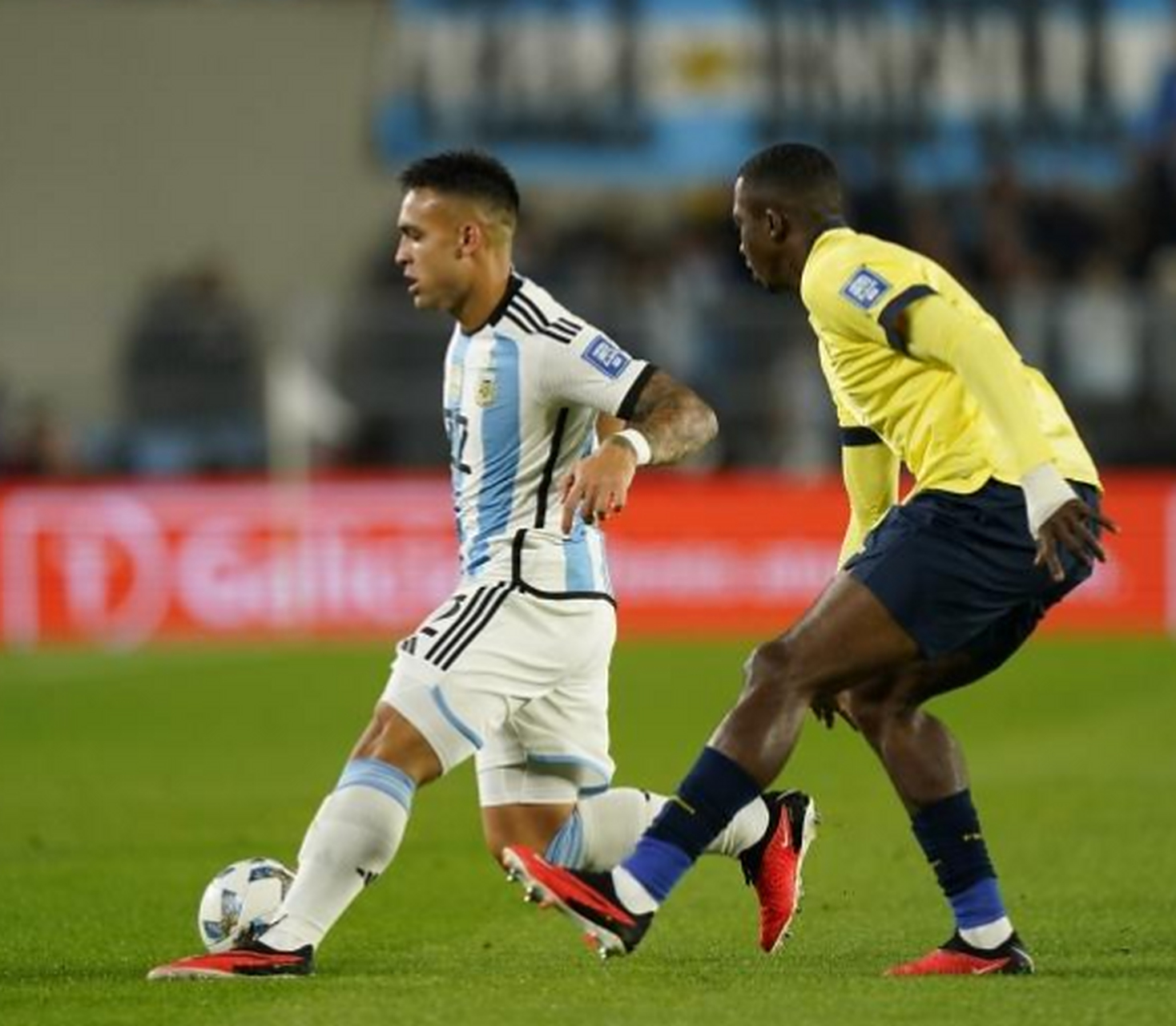 国际米兰绝杀巴黎,阿尔瓦雷斯一己之力扛起全队的简单介绍 国际米兰绝杀巴黎,阿尔瓦雷斯一己之力扛起全队的简单介绍