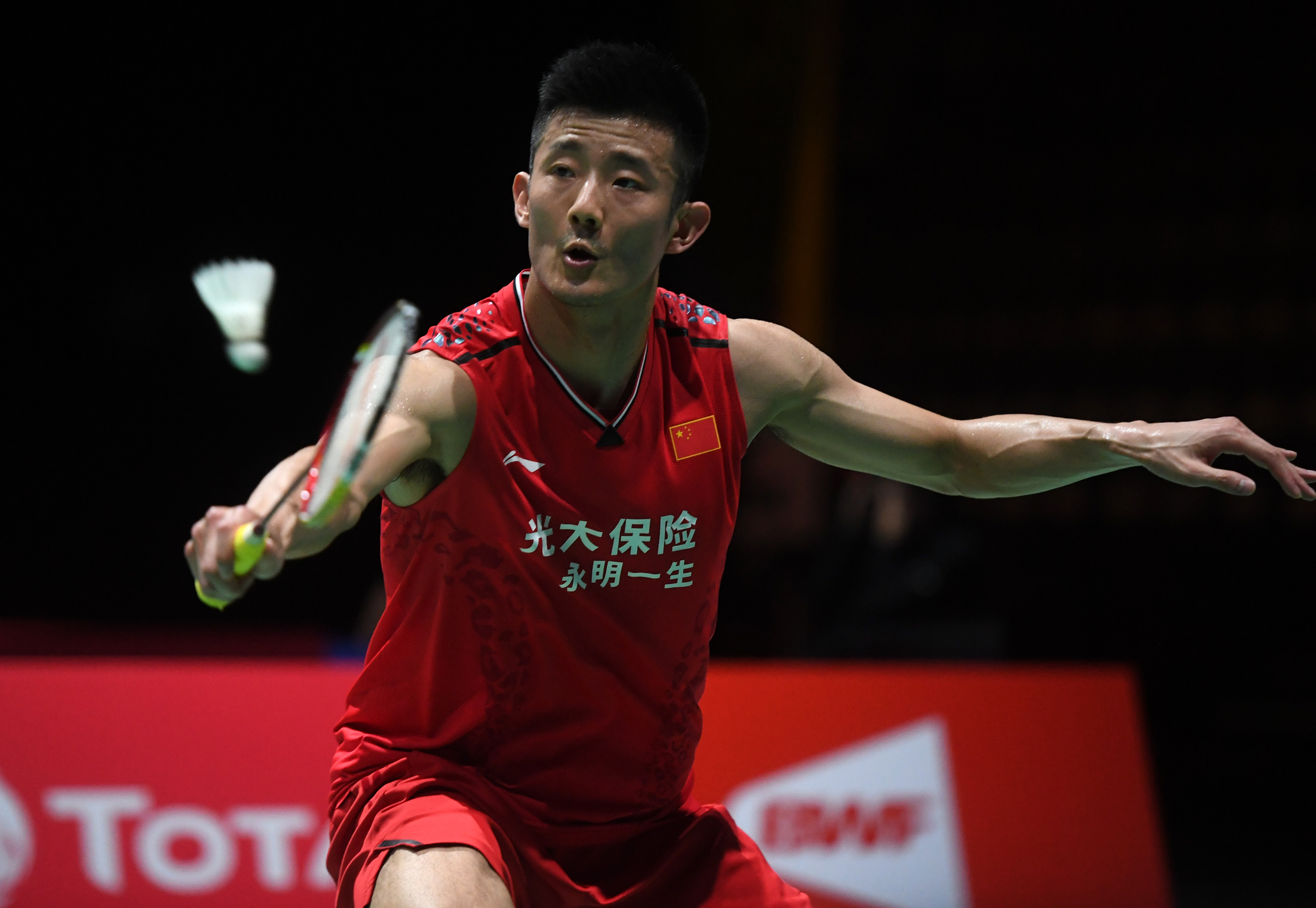 英格兰羽毛球队鏖战丹麦羽毛球队,谌龙完成帽子戏法的简单介绍 英格兰羽毛球队鏖战丹麦羽毛球队,谌龙完成帽子戏法的简单介绍