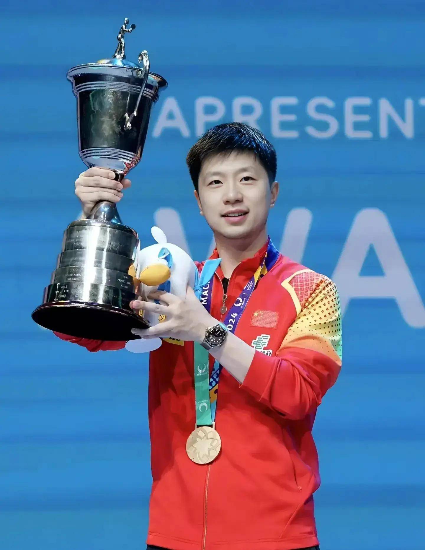 包含法国乒乓球队鏖战奥地利乒乓球队，马龙惊艳世界的词条