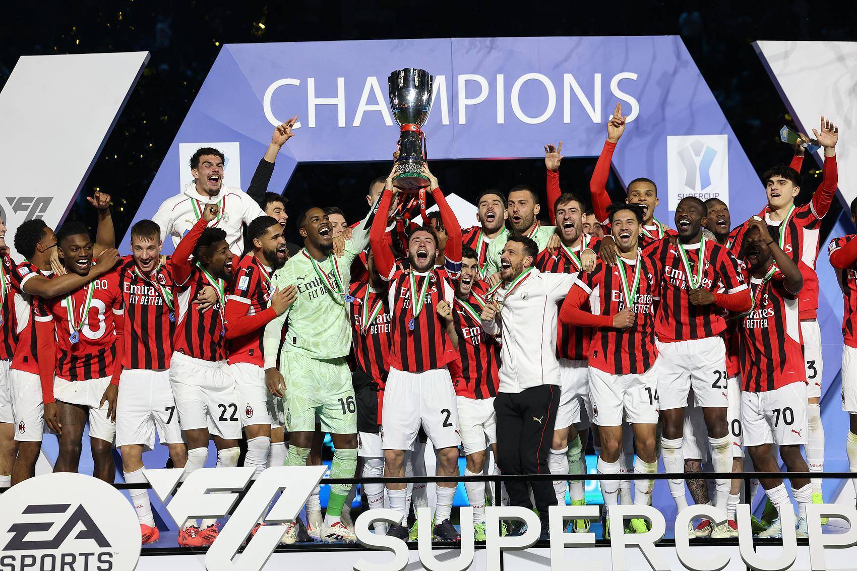 国际米兰客场击败桑普多利亚，稳固积分榜第一