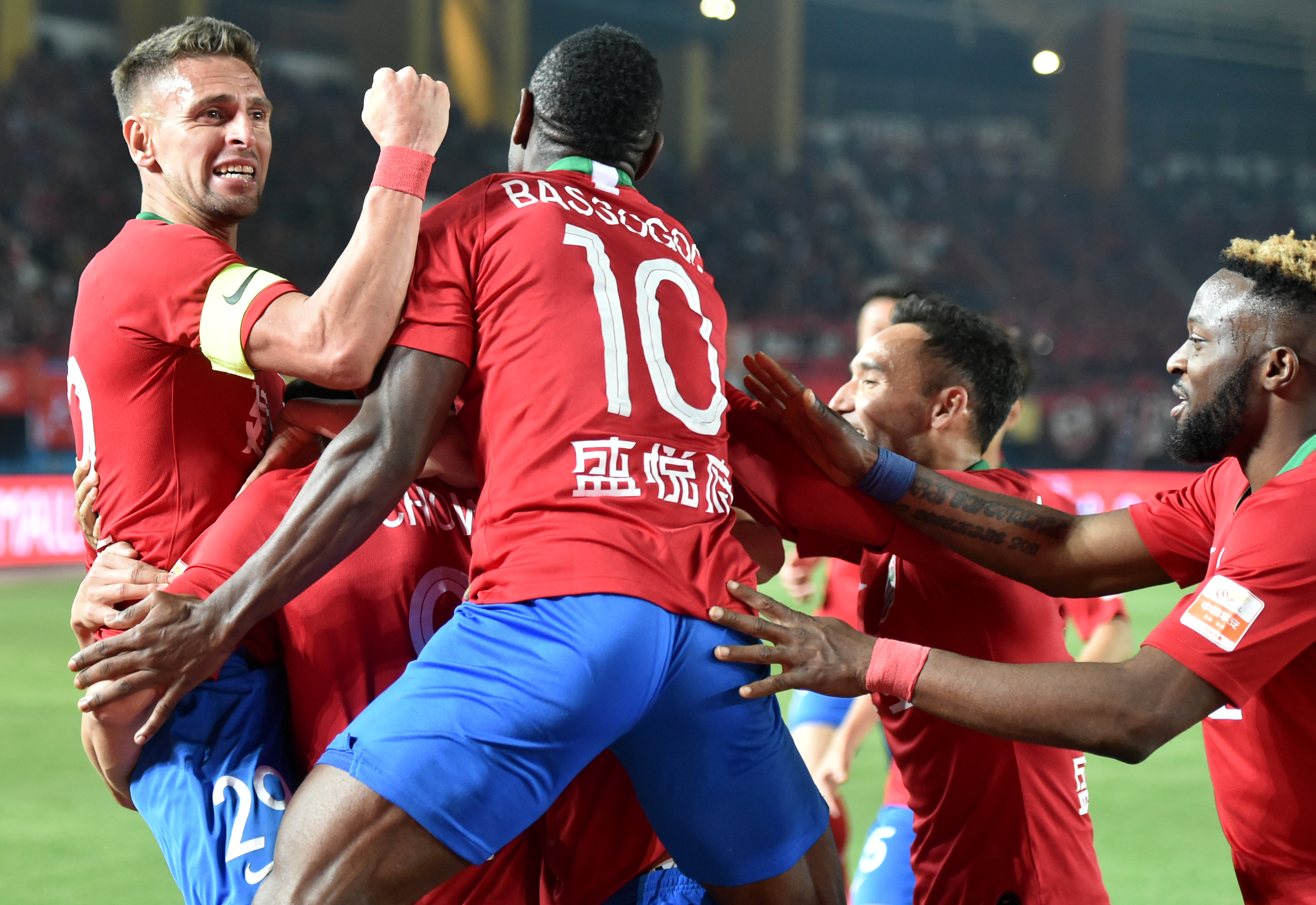 包含河南建业球员复出,助球队取得胜利的词条 包含河南建业球员复出,助球队取得胜利的词条