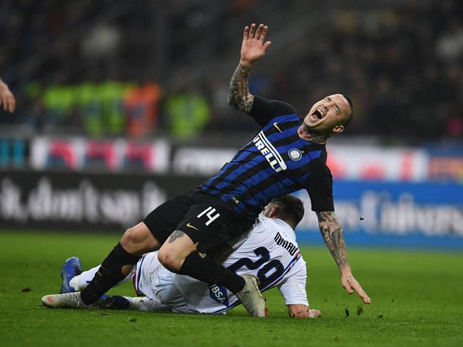 曼茨丹西亚诺抢下制胜球，助球队逆转胜利的简单介绍