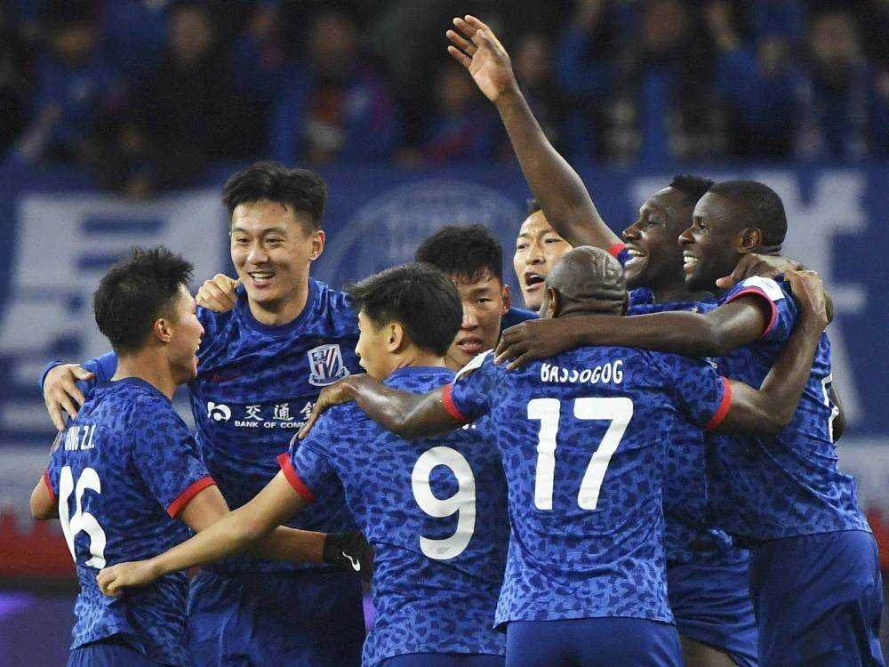 包含主场优势明显，球队迎战强手乐观备战的词条