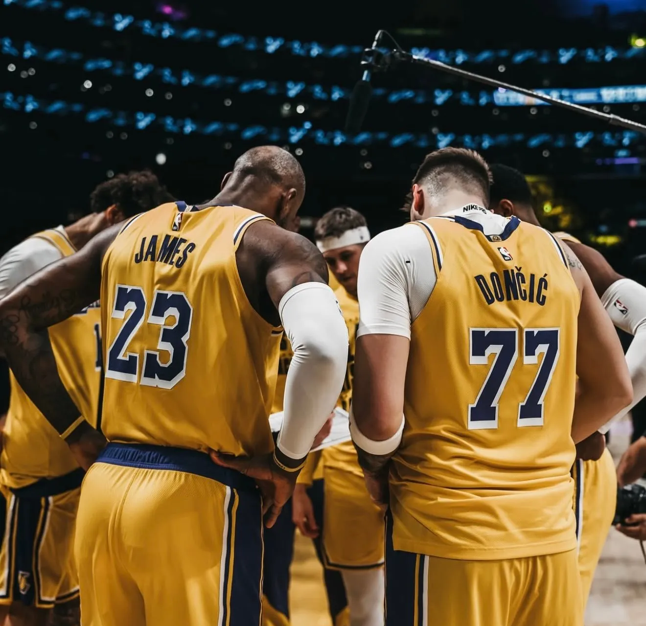 关于黄蜂队后卫投篮技术不佳失误频频的信息 关于黄蜂队后卫投篮技术不佳失误频频的信息