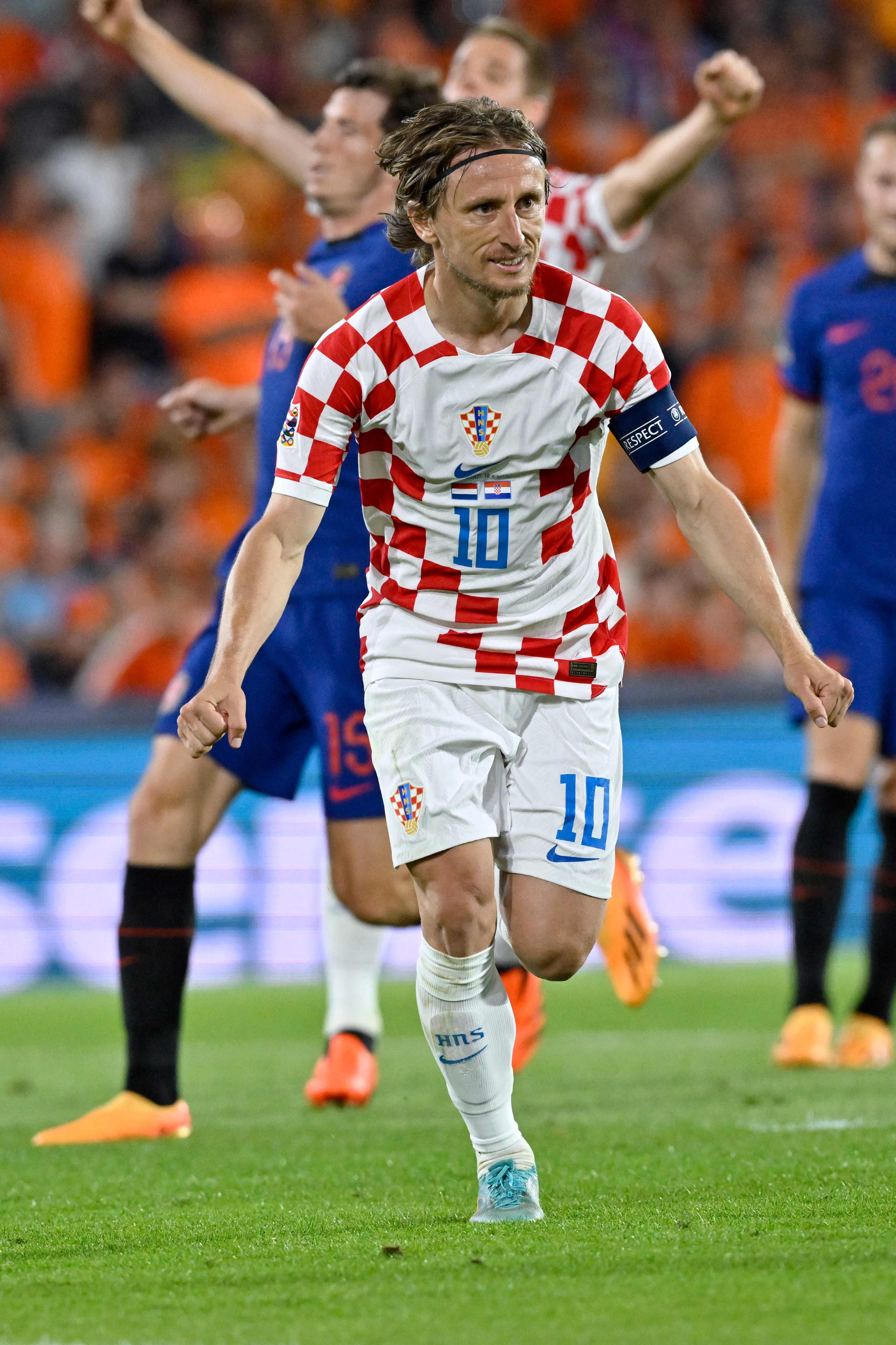 克罗地亚球员在欧洲比赛中展现技艺