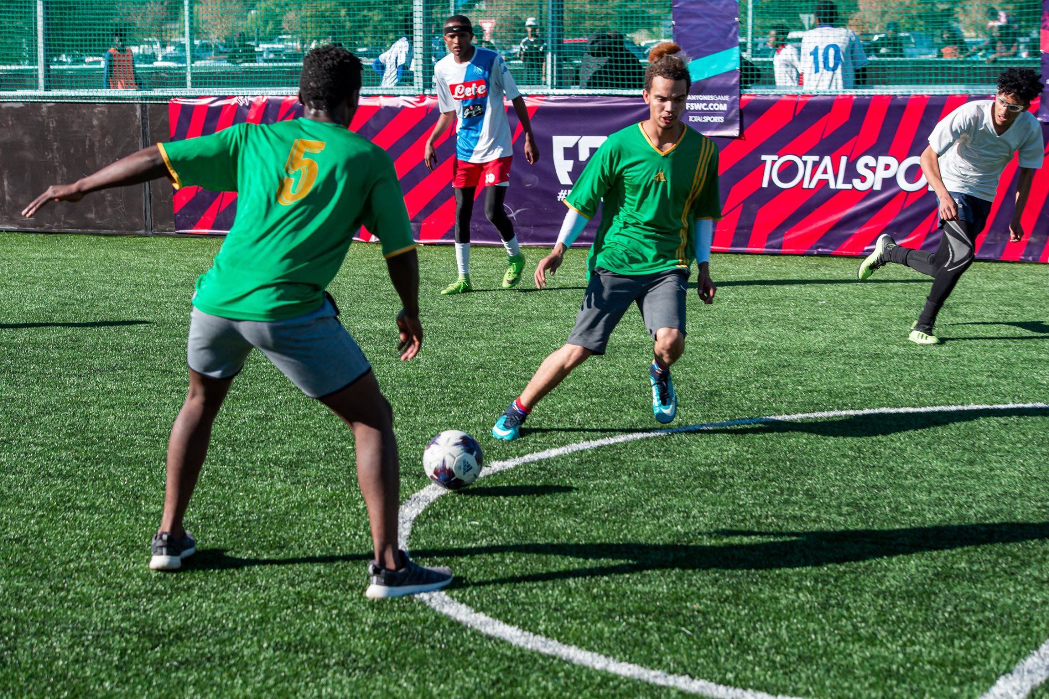 包含南非足球育才计划大升级，根据选手特点合理调配训练课程的词条