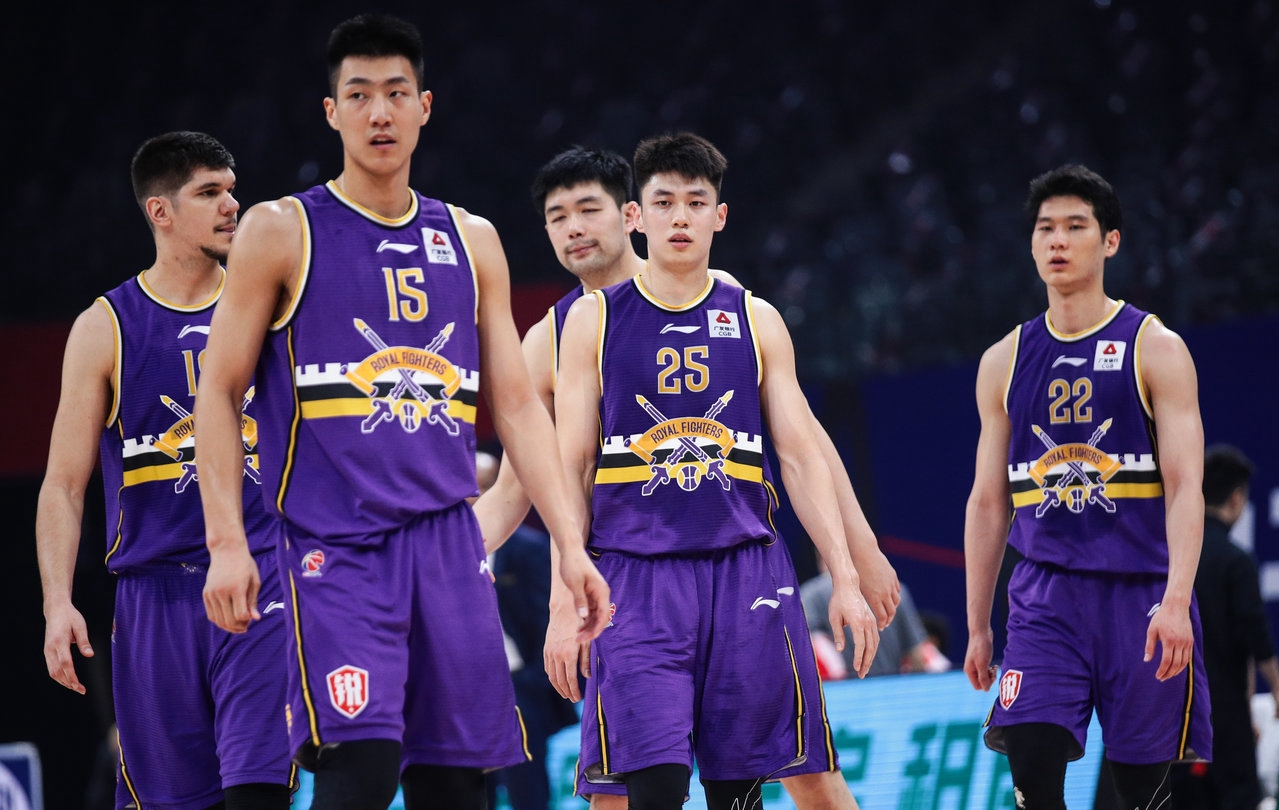 包含不莱梅球员在接受采访中信心满满的词条