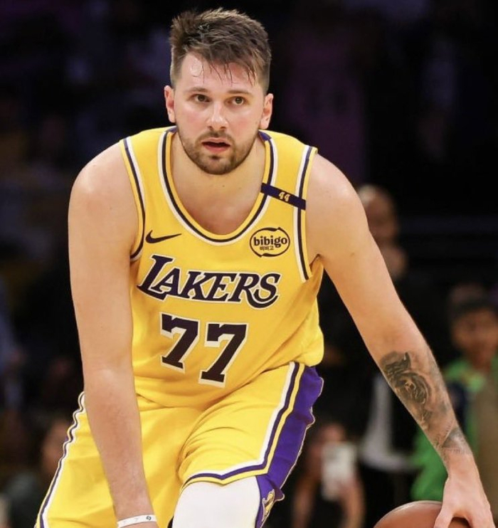 辽宁队力克北京队,东契奇高光表现 辽宁队力克北京队,东契奇高光表现