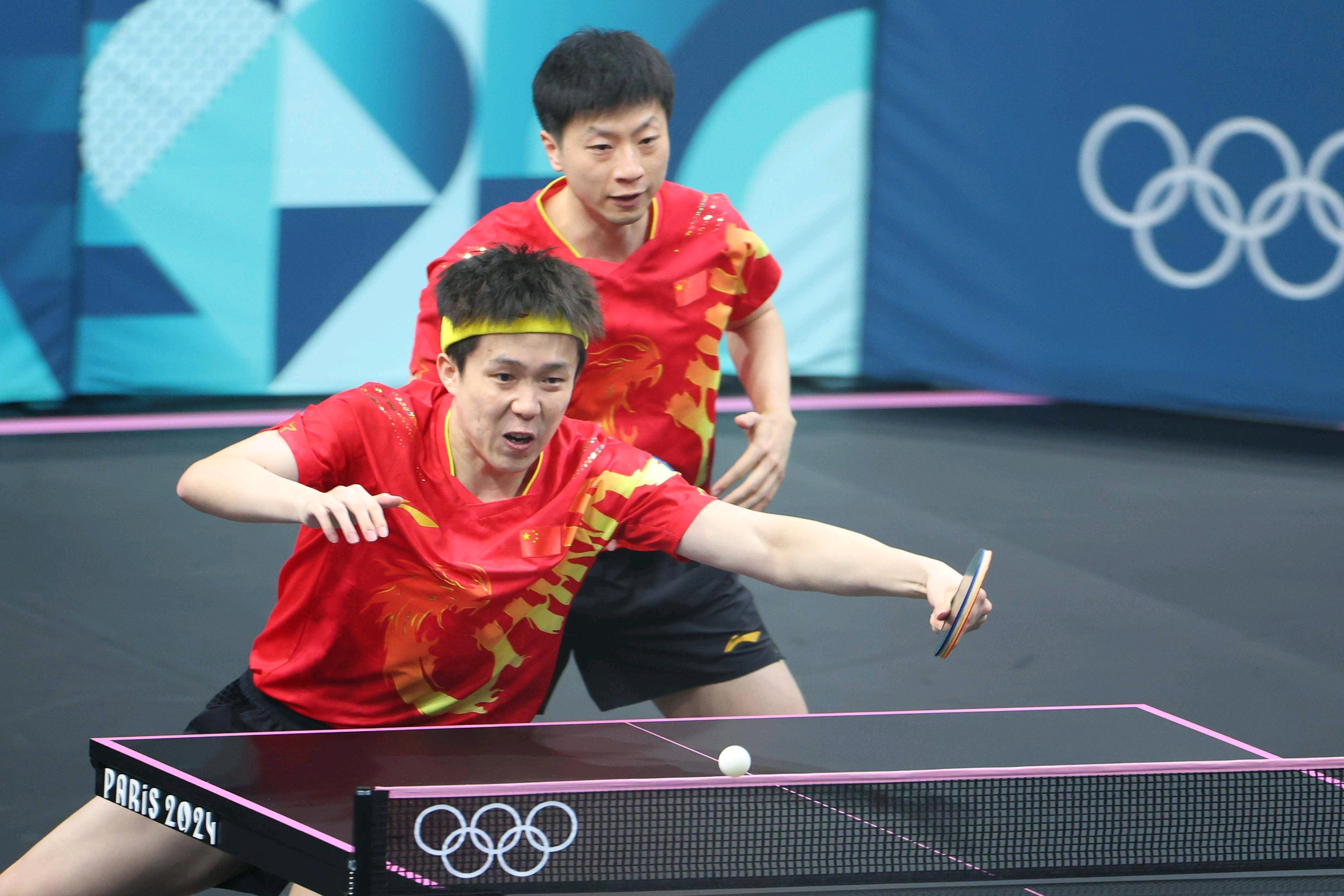 法国队完胜日本队,樊振东扛起全队 法国队完胜日本队,樊振东扛起全队