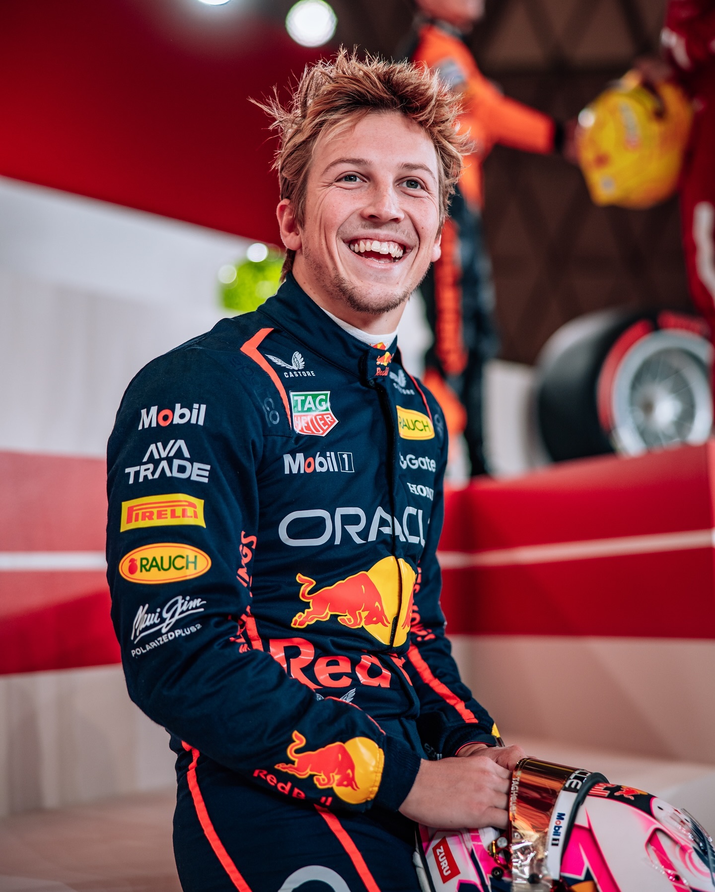 包含红牛车队绝杀梅赛德斯,阿隆索惊艳四座的词条 包含红牛车队绝杀梅赛德斯,阿隆索惊艳四座的词条