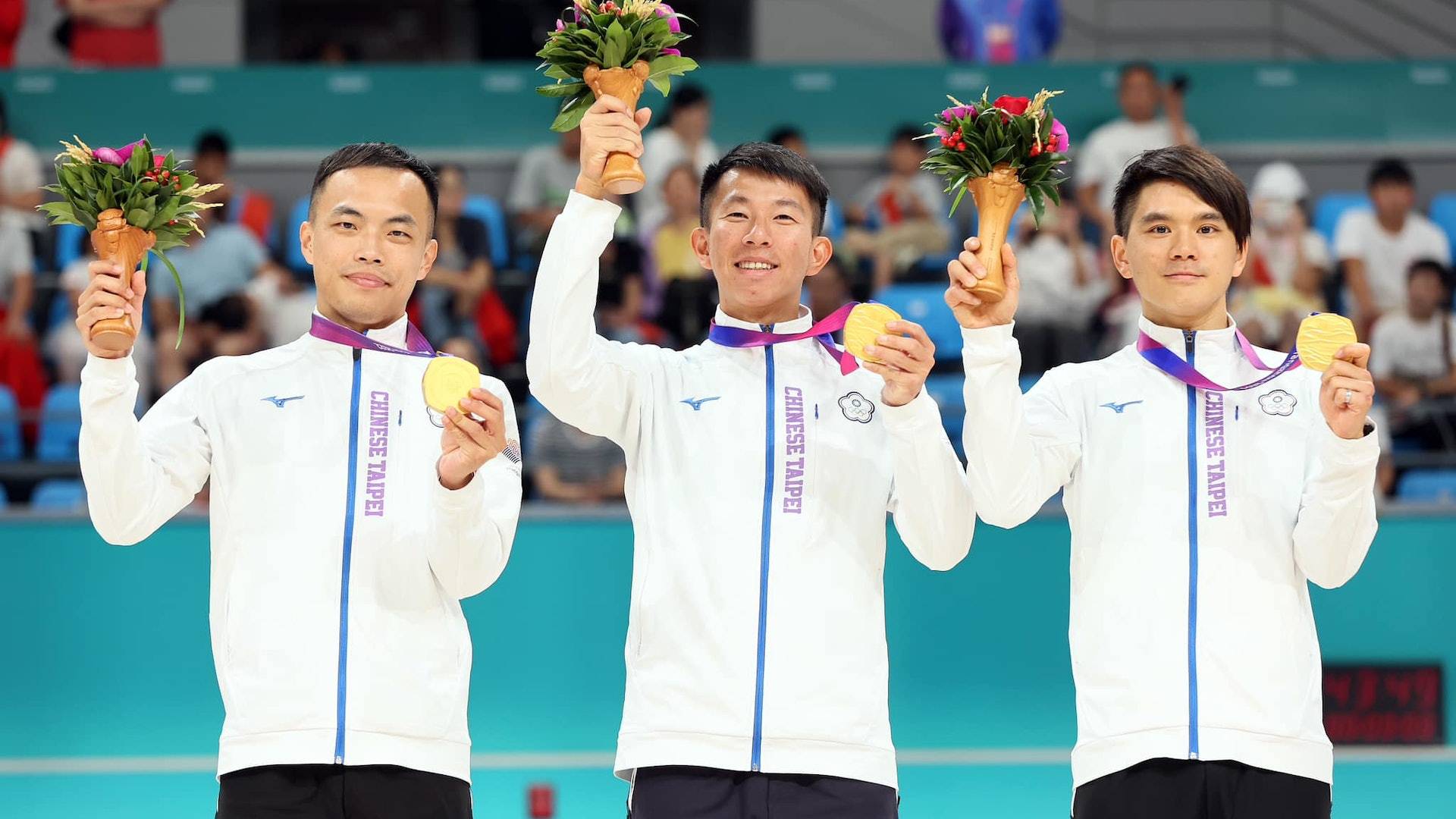 关于中国队绝杀泰国队,黄鸭组合高光表现的信息 关于中国队绝杀泰国队,黄鸭组合高光表现的信息